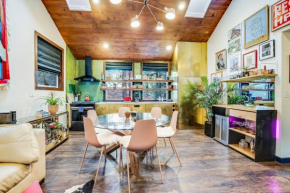 Artsy Retreat - Woodstove Grill and Patio